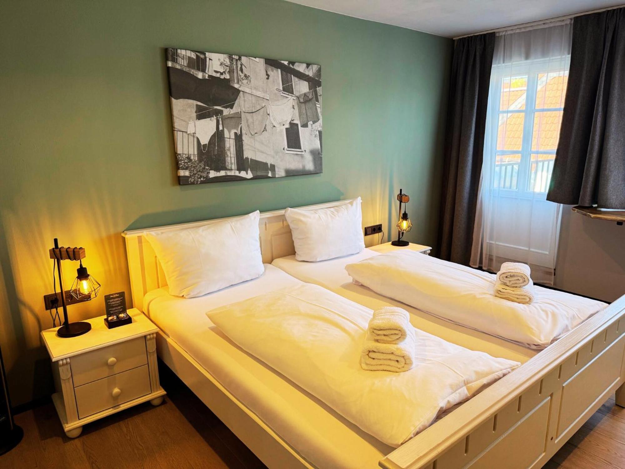 Trattoria&Apartments - Casa da Enzo Goslar Esterno foto